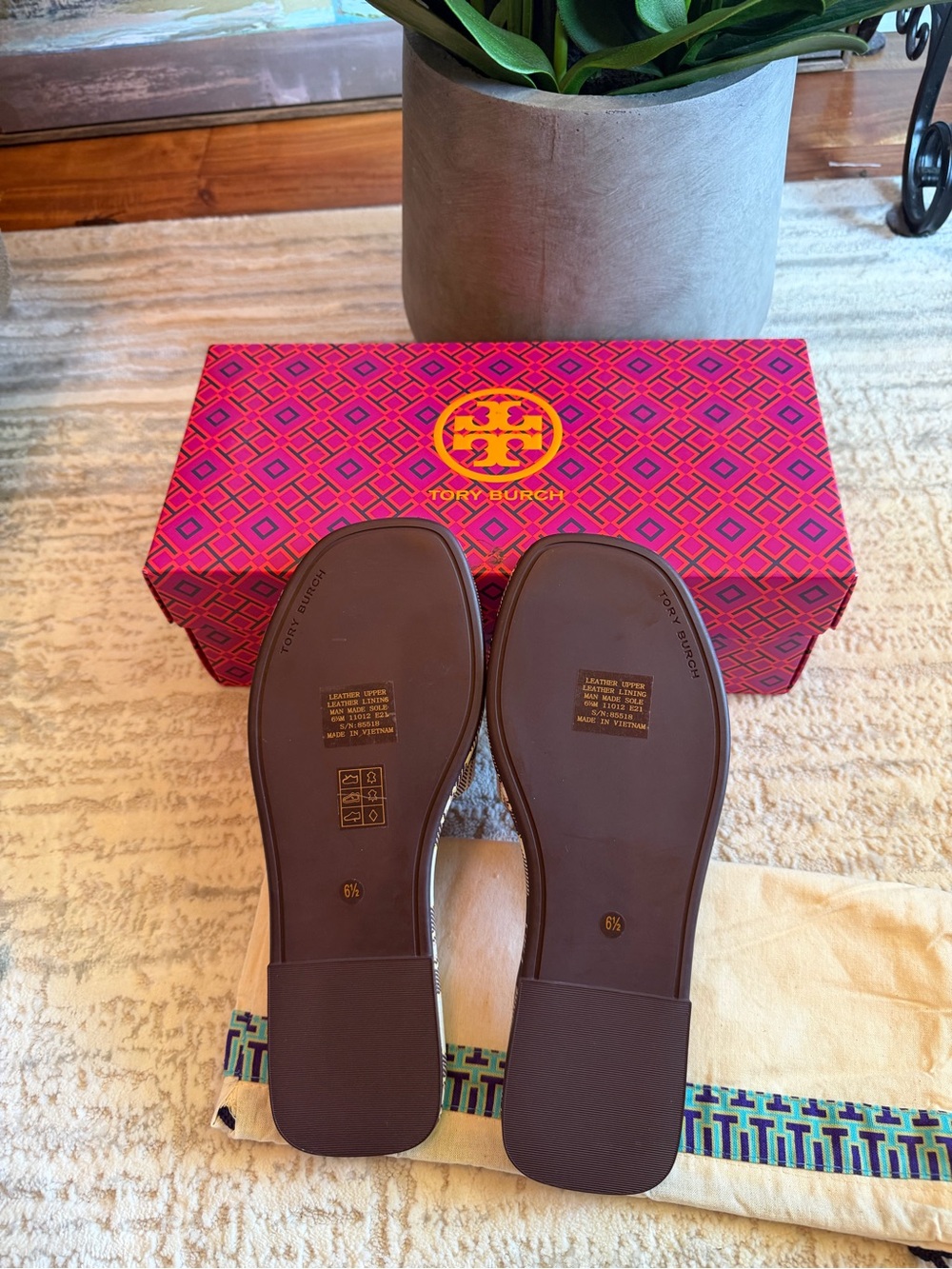 Tory Burch Double T Sport Brown and Cream Plaid Slide Sandals - Picture 7 of 7